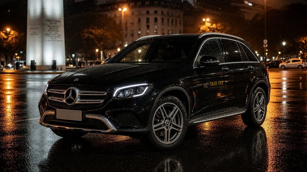 Mercedes-Benz GLC 250 negra 0 km — imagen de referencia del modelo